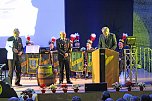 Ehrenarschleder zwei Mal verliehen. (Foto: Karl-Heinz Herrmann)