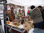 Tr&auml;nen auf dem Markt (Foto: nnz)