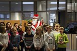 Weihnachtsmann besuchte Sparkasse (Foto: Karl-Heinz Herrmann)