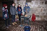 Am Theater und an der Kirche (Foto: Peter Blei)