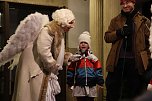 Am Theater und an der Kirche (Foto: Peter Blei)