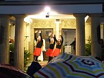 Hinter dem 9. T&uuml;rchen des Theater-Adventskalender verbargen sich die Eleven des Tanzstudio Radeva (Foto: Matthias Schwarz)