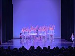 Die Eleven des Tanzstudio Radeva brachten die Geschichte von Clara und ihrem Nussknacker auf die Bühne (Foto: Dimitar Radev) Die Eleven des Tanzstudio Radeva brachten die Geschichte von Clara und ihrem Nussknacker auf die Bühne (Foto: Dimitar Radev)