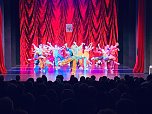 Die Eleven des Tanzstudio Radeva brachten die Geschichte von Clara und ihrem Nussknacker auf die Bühne (Foto: Dimitar Radev) Die Eleven des Tanzstudio Radeva brachten die Geschichte von Clara und ihrem Nussknacker auf die Bühne (Foto: Dimitar Radev)