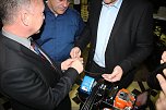 Symbolischer Spatenstich zum Breitbandausbau (Foto: Karl-Heinz Herrmann)