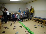 &Uuml;bergabe Sachspende (Foto: Ilka K&uuml;hn)