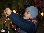 Weihnachtsbaumschm&uuml;cken in Nohra (Foto: R. Englert)