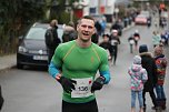 32. Silvesterlauf in Nordhausen: Sebastian Hartmann siegt &uuml;ber 3,9 km bei den M&auml;nnern. (Foto: nnz)