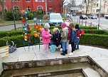 Knirpse aus Ost bereiten Brunnenfest vor (Foto: Badehaus Nordhausen) Knirpse aus Ost bereiten Brunnenfest vor (Foto: Badehaus Nordhausen)
