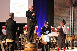 Zwei Mal Ehrenarschleder verliehen (Foto: Karl-Heinz Herrmann)