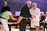 Zwei Mal Ehrenarschleder verliehen (Foto: Karl-Heinz Herrmann)