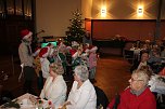 Ansturm auf die Seniorenweihnachtsfeier (Foto: Karl-Heinz Herrmann)