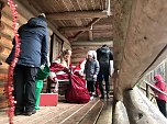 Weihnachtsmann und Blutbuchenk&ouml;nigin waren am Possen (Foto: Steffen Eisfeld)