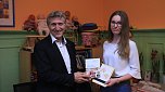 Geschichtenerz&auml;hler im Familienzentrum ausgezeichnet (Foto: Angelo Glashagel)