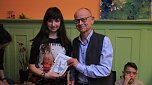 Geschichtenerz&auml;hler im Familienzentrum ausgezeichnet (Foto: Angelo Glashagel)
