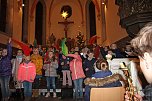 Kinder bringen Licht ins Dunkel (Foto: Karl-Heinz Herrmann)