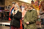 Kinder bringen Licht ins Dunkel (Foto: Karl-Heinz Herrmann)