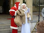 Hinter dem 24. Fenstert&uuml;rchen verbarg sich heute morgen der Weihnachtsmann h&ouml;chstpers&ouml;nlich (Foto: Theater Nordhausen/Loh-Orchester Sondershausen GmbH)