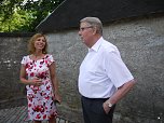 &Uuml;bergabe Zuwendungsbescheid auf dem Kerbschen Berg (Foto: Ilka K&uuml;hn)