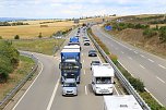 Panzer verlegt - Stau auf Autobahn (Foto: Silvio Dietzel) Panzer verlegt - Stau auf Autobahn (Foto: Silvio Dietzel)