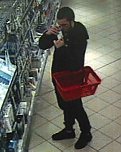 Wer kennt diese Person  (Foto: Polizei MSH)