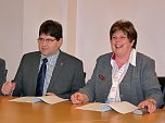 Unterzeichnung Koalitionsvereinbarung CDU /SPD (Foto: Karl-Heinz Herrmann)