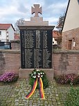 Der Opfer von Krieg und Gewalt gedacht (Foto: Mario Merten)