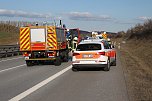 Reifenplatzer führt zu Unfall (Foto: S. Dietzel) Reifenplatzer führt zu Unfall (Foto: S. Dietzel)
