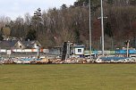 Ausblick &uuml;ber die abgerissene Trib&uuml;ne (Foto: oas)