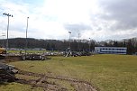 Ausblick &uuml;ber die abgerissene Trib&uuml;ne (Foto: oas)