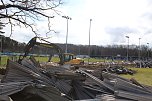 Ausblick &uuml;ber die abgerissene Trib&uuml;ne (Foto: oas)