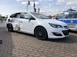 Unfall auf der B4 bei Sundhausen (Foto: S. Dietzel)