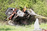 Gespann &uuml;berschlug sich in der Goldenen Aue (Foto: S. Dietzel)