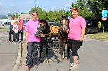 links Maria Steinbrück vom Ponyhof an der Wipper mit kompetenter Unterstützung (Foto: Eva Maria Wiegand) links Maria Steinbrück vom Ponyhof an der Wipper mit kompetenter Unterstützung (Foto: Eva Maria Wiegand)