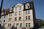 Die Polizei nimmt einen Mann fest, der ein Haus anz&uuml;nden wollte (Foto: S.Dietzel)