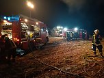 LKW-Brand auf einem Feld (Foto: S.Dietzel)