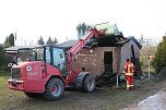 Abgebrannte Lauben in Greu&szlig;en (Foto: S. Dietzel)