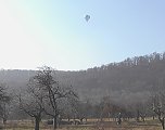 Hei&szlig;luftballon &uuml;ber dem Kyffh&auml;user (Foto: Ulrich Reinboth)