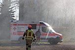 Starke Rauchentwicklung auf dem Gel&auml;nde des alten Gaswerks rief gestern die Feuerwehr auf den Plan (Foto: Silvio Dietzel/Lukas M&uuml;hlhause)