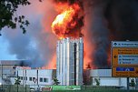 Großbrand bei Panem in Bleicherode (Foto: S. Dietzel) Großbrand bei Panem in Bleicherode (Foto: S. Dietzel)