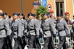 Feierliche Vereidigung von 71 Bundeswehrsoldaten und Soldatinnen auf dem Sondersh&auml;user Marktplatz (Foto: Eva Maria Wiegand)