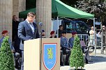 Feierliche Vereidigung von 71 Bundeswehrsoldaten und Soldatinnen auf dem Sondersh&auml;user Marktplatz (Foto: Eva Maria Wiegand)