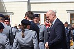 Feierliche Vereidigung von 71 Bundeswehrsoldaten und Soldatinnen auf dem Sondersh&auml;user Marktplatz (Foto: Eva Maria Wiegand)