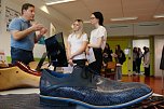 An der Lessing-Schule wurde gestern die dritte Runde des "Tags in der Praxis" mit einer Berufsmesse eingel&auml;utett (Foto: agl)