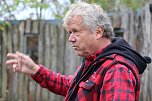F&uuml;tterung der Wildkatzen im Wildkatzendorf H&uuml;tescheroda und F&uuml;hrung mit interessanten Details  zum Lebendraum der Wildkatzen (Foto: Eva Maria Wiegand)