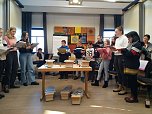 &Uuml;ben, &uuml;ben, &uuml;ben vor dem gro&szlig;en Weihnachtskonzert (Foto: Heike Roeder)