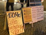 Zwei Kundgebungen am Weihnachtsmarkt (Foto: oas)