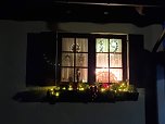 Foto vom lebenden Adventskalender in Hachelbich am 19.Dezember 2022, gestaltet von Familie Hartung (Foto: Dieter und Peter Hartung)