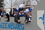 Ausgelassen und fr&ouml;hlich feierten die Menschen am Rosenmontag in Sondershausen (Foto: Eva Maria Wiegand)