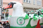 Ausgelassen und fr&ouml;hlich feierten die Menschen am Rosenmontag in Sondershausen (Foto: Eva Maria Wiegand)